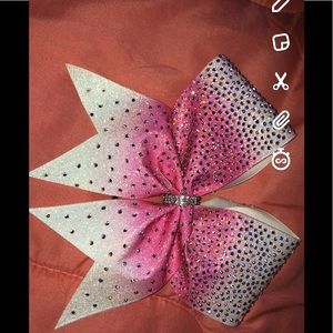 beautiful pink & white ombré cheer bow